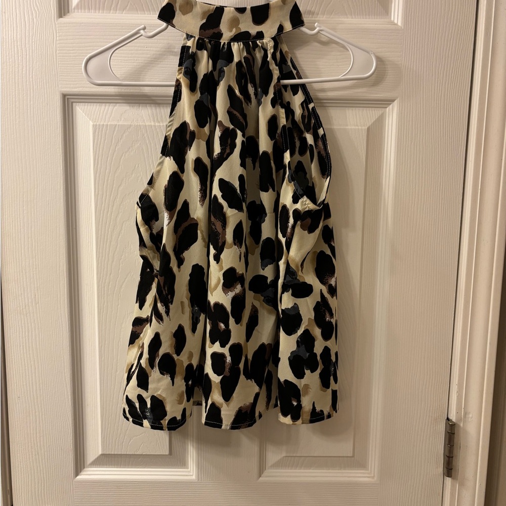 Stylish Leopard Print Halter Top